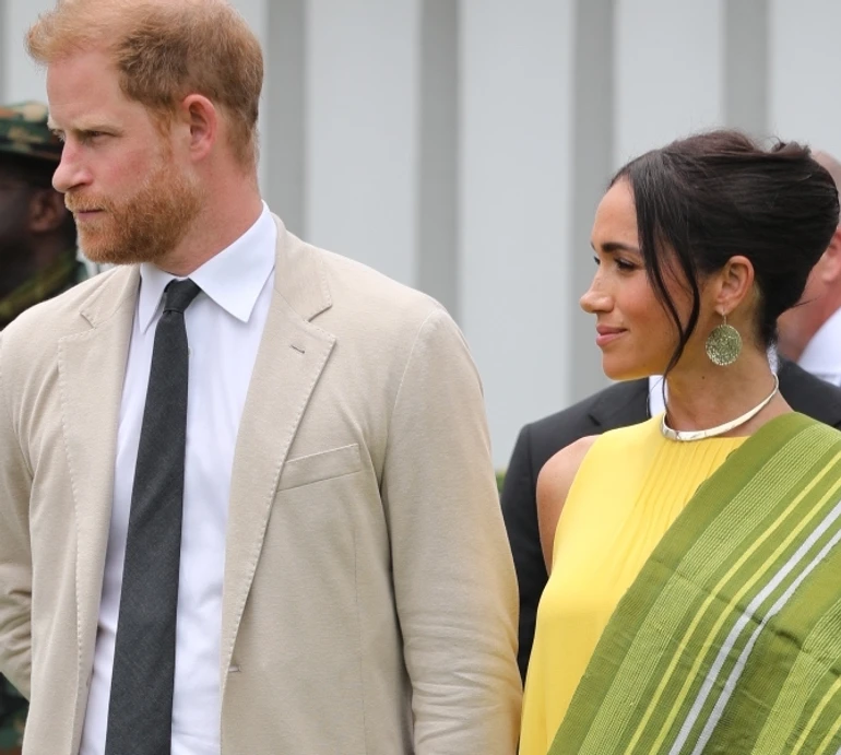 Меган Маркл у Нігерії вигуляла яскраві образи на понад $60 тисяч. Фото