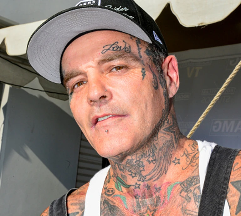 Знайдено мертвим 49-річного соліста американського рок-гурту Crazy Town