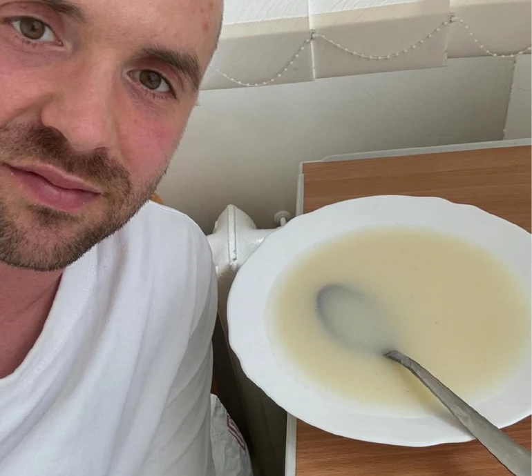 Вечір перед піз*єцом: Кацурін показав свій липень до і після отруєння у власному ресторані