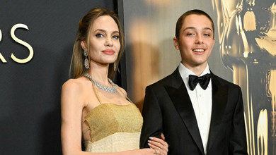 Заквітчані джинси та несподіваний колір волосся: 17-річний син Джолі та Пітта здійснив яскраву появу на публіці. Фото