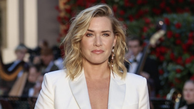 Ошатна Кейт Вінслет із 21-річним сином відвідала кінопрем'єру в Лондоні. Фото