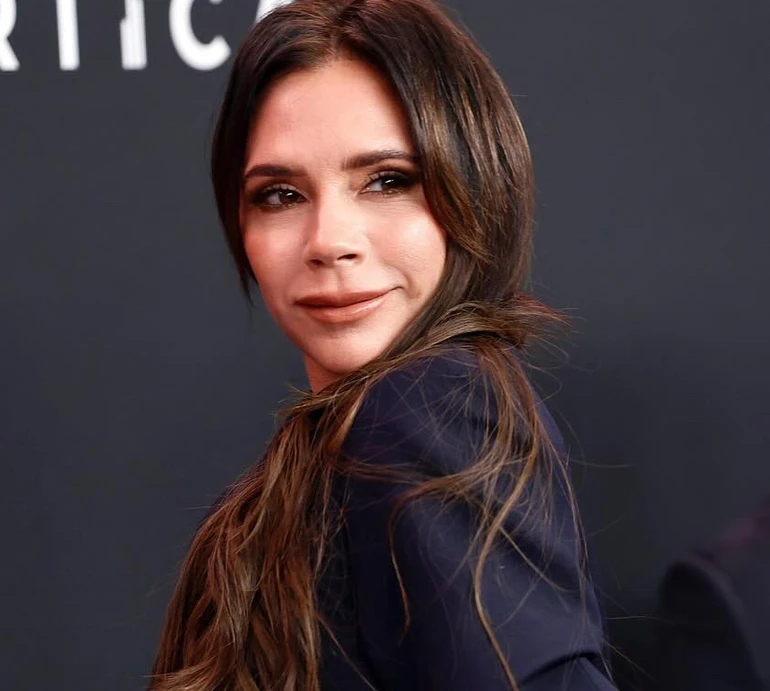 Неймовірно талановитий: Бекхем у 19-річчя сина показала його співи з батьком, братом і сестрою. Відео