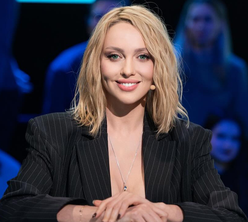 Кохав і буду кохати: ексучасник МастерШеф Міцкевич заявив про пів року стосунків з Поляковою та епатував черговим пікантним фото