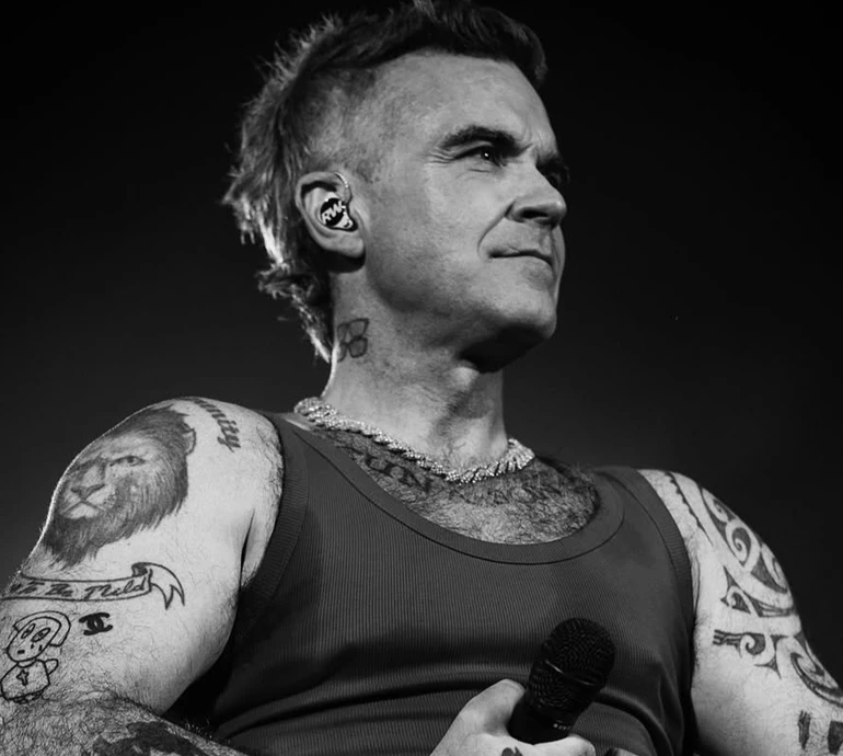 Стає тільки гірше: Роббі Вільямс пожалівся на несподіване ускладнення після уколів для схуднення