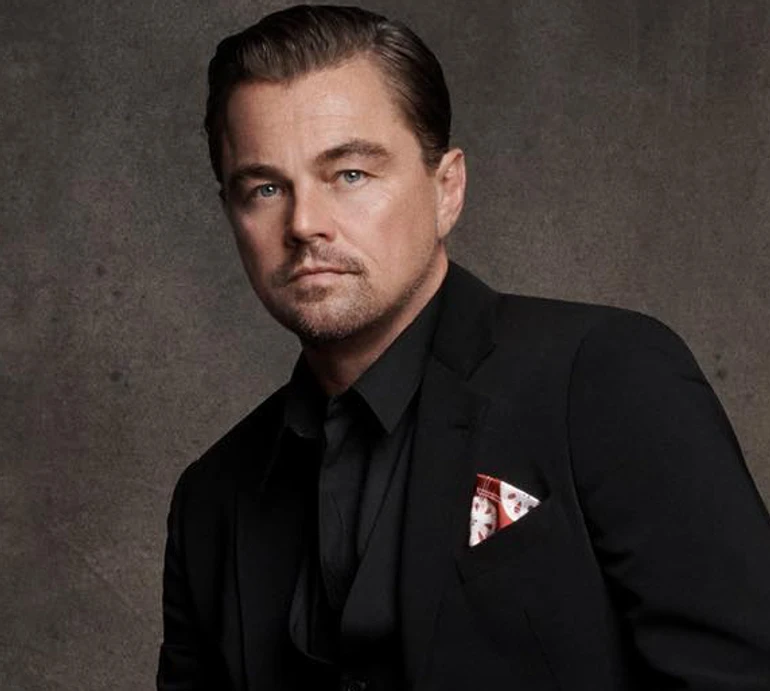 ДіКапріо у вишуканих луках мрійливо попозував для британського глянцю