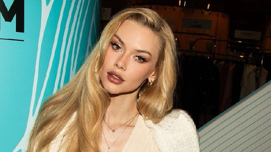 Пишаюся собою: міс Апанасенко з хусткою на грудях посвітила сексі-пресом і вразила кількістю скинутих кіло