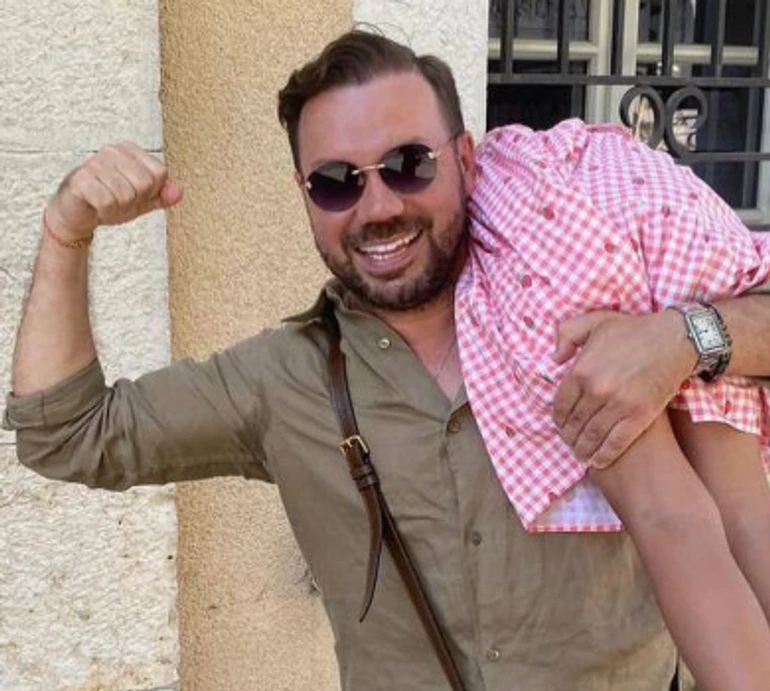 Ти навчаєш мене щодня: Андре Тан показав рожевий день народження доньки