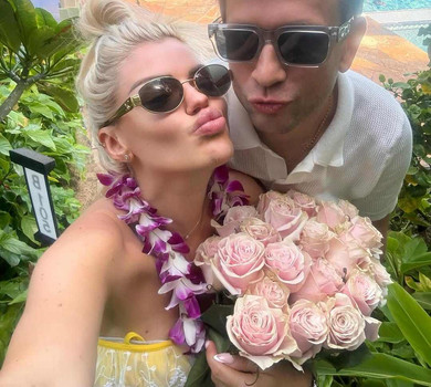 Моя найбільша радість і любов: Ступка на Гаваях палко привітав із днем народження свою дівчину