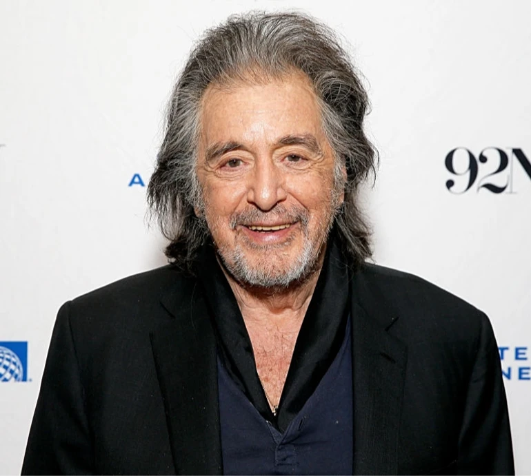Стала відома сума аліментів на дитину, яку Аль Пачіно платитиме молодшій на 54 роки подрузі
