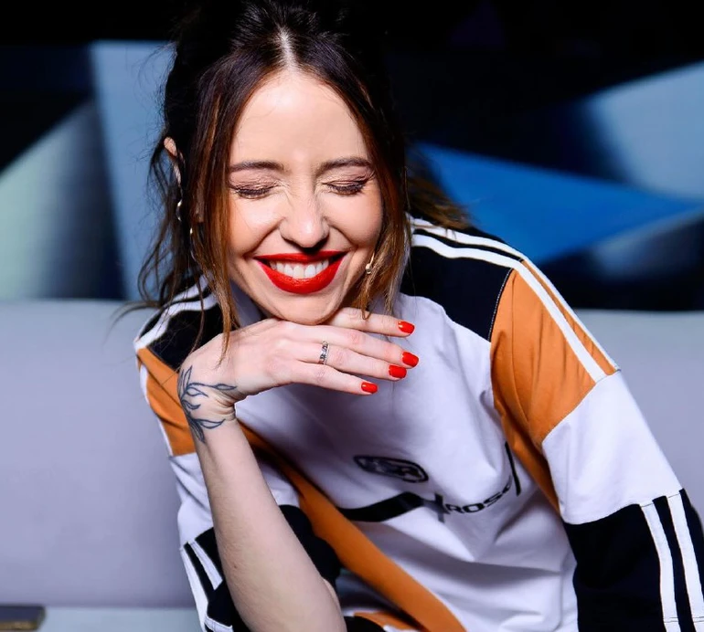 Треба починати нервувати: Дорофєєва показала двох напівоголених чоловіків на кухні