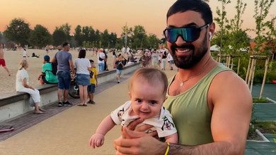 1,5-річний син Козловського насмішив мережу відповіддю про те, чим його тато займається на роботі