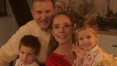 Вареники, кутя і косівська кераміка: Осадча з Горбуновим та синами у вишиванках привітали з Різдвом за святковим столом