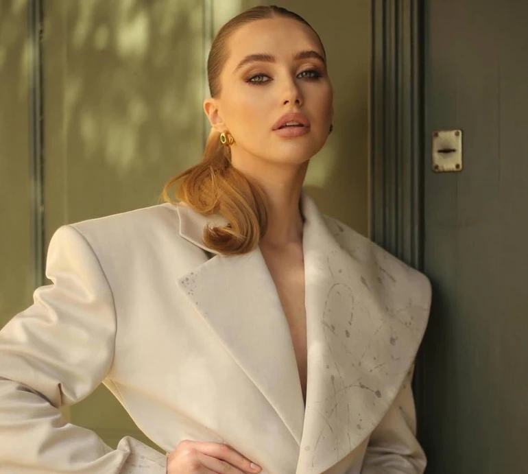 Барановська посвітила стегнами на фото як у Хадід та похизувалася своїм Принцем Справедливості