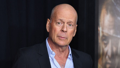 Не ходить, не говорить, не пам'ятає свого минулого: ЗМІ взнали про стрімке погіршення стану хворого на деменцію Брюса Вілліса