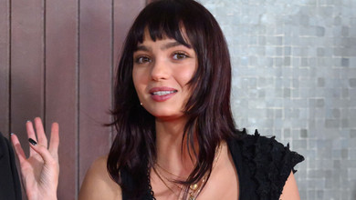 Татума на прем'єрі в Лондоні зазнімкували під час цілунку з 26-річною пасією. Фото