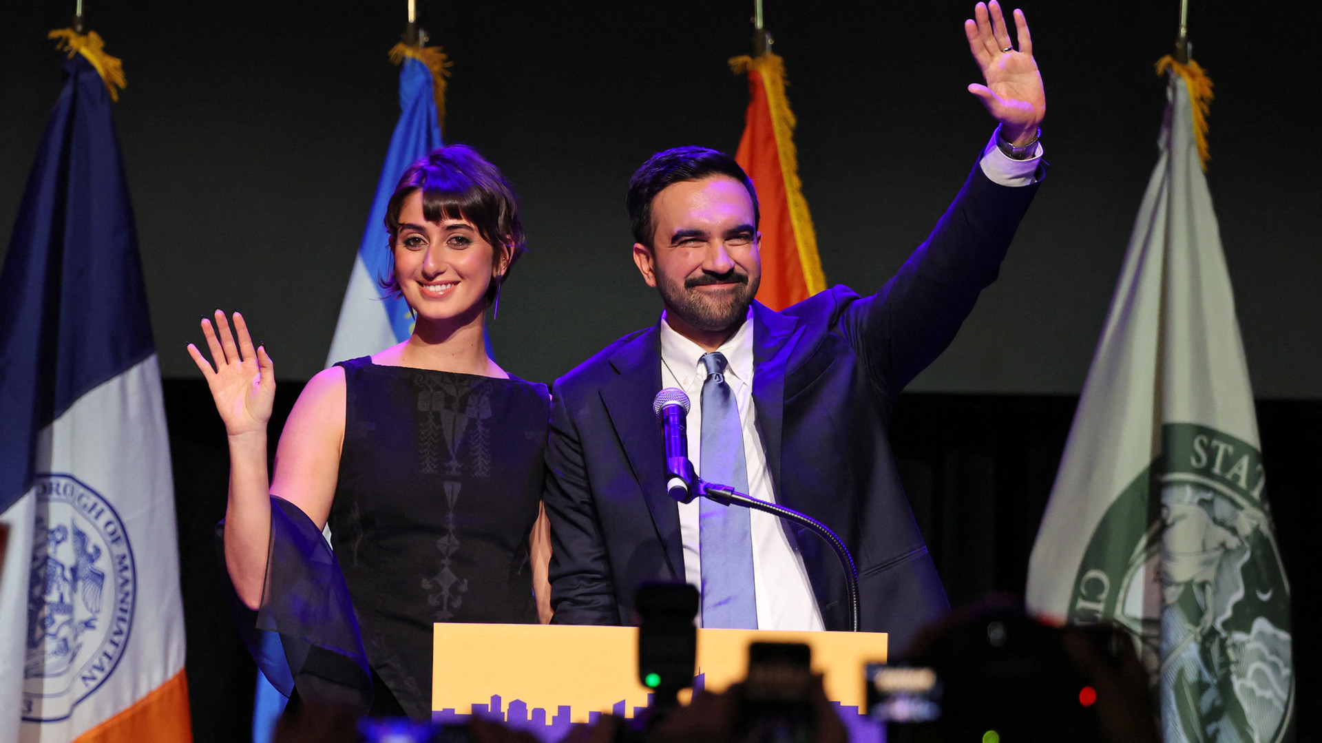 Кар'єра репера і дружина з сайту знайомств: що відомо про нового мера Нью-Йорка