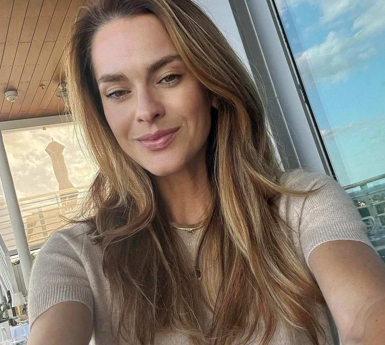 Моя зефірка: міс Стефанко милими фото привітала доньку з 2-річчям