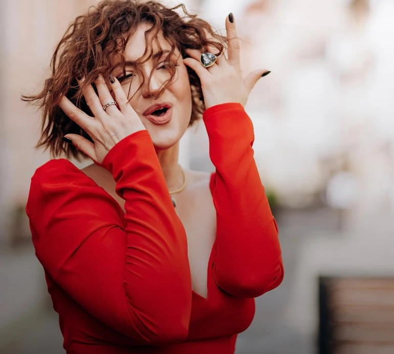 Ні про що не шкодую: Цибульська у 10-ту річницю шлюбу показала єдине весільне фото