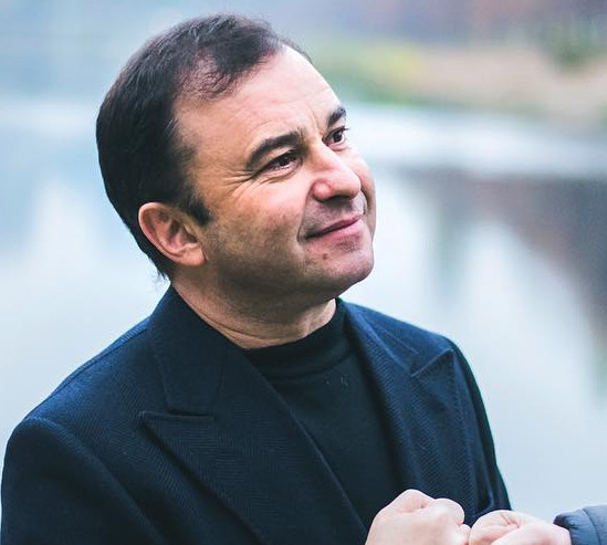 Не хоче ніяк: дружина Павліка зізналася, що він відмовився робити операцію на серці