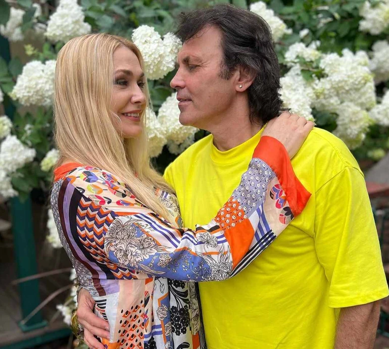 Дякую Всесвіту за наше почуття: Сумська в день народження Борисюка попозувала з ним для романтичних фото