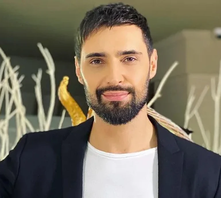 Повернення Пінаколади і стилю 2000-х: як змінився Віталій Козловський від Шансу і донині. Фото