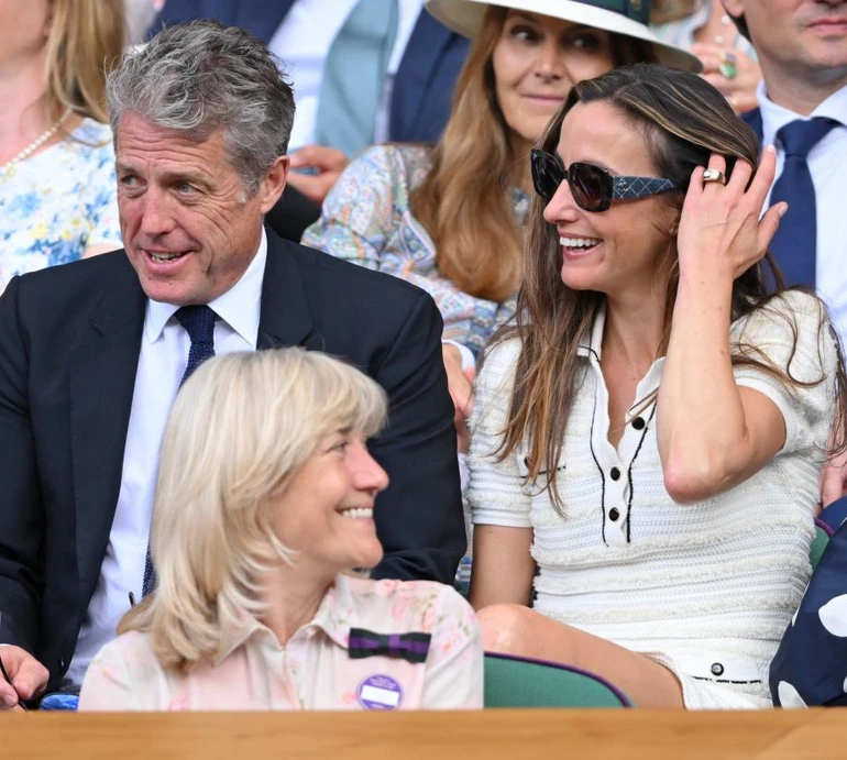 Підйом, Х'ю!: 64-річний Грант насмішив мережу, закунявши в королівській ложі на Вімблдоні