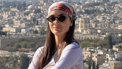 Мішина на сімейному відпочинку відшукала солоний баланс у Мертвому морі