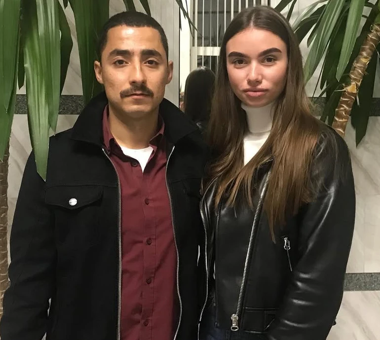 Нічого не відповіла: учасник гурту Курган & Agregat освідчився коханій на пляжі в Одесі