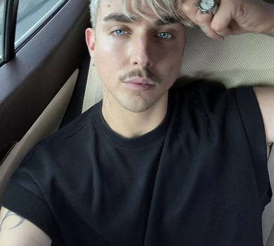 Я не міцний горішок: Melovin показався під крапельницею в психлікарні та розповів, що сталося. Фото