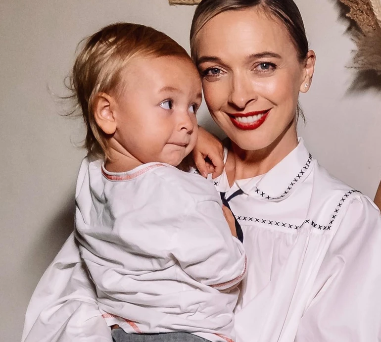 Фролова на 3-річчя свого Супермена показала рідкісне фото з його батьком