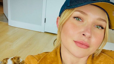 Більше не блондинка: екснаречена Кличка здивувала новим іміджем