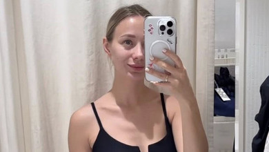 Суцільний чи роздільний? Дружина Павліка приміряла купальники та зізналася, чи ходить у спортзал