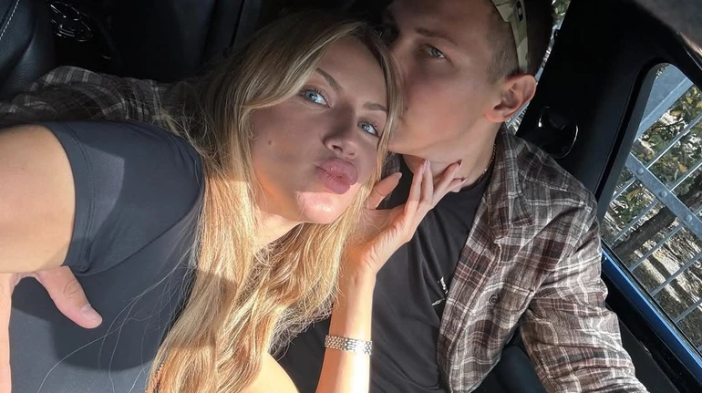 Наречений Нікітюк замилував відео з їхнім 10-місячним сином