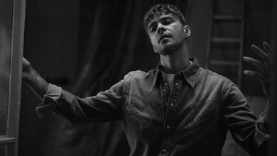 Так ніхто не кохав: Пивоваров і Барських презентували пісню-присвяту сучасній українській жінці. Відео