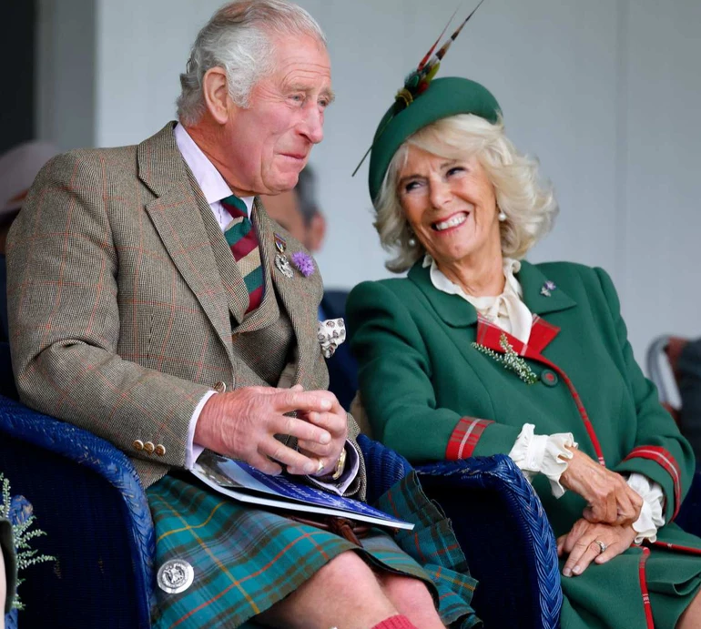 Королева Камілла розкрила секрет міцності свого 20-річного шлюбу з Чарльзом