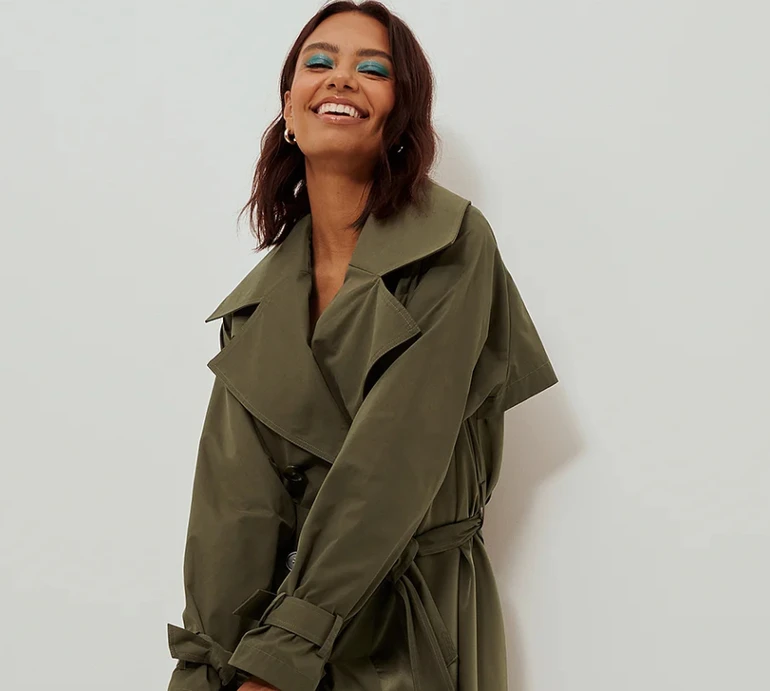 Від вечірніх до коротких: які тренчі будуть в тренді весною 2025