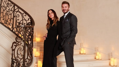 Молодші сини з коханими, дочка та чоловік підтримали Вікторію Бекхем під час отримання медалі у Парижі. Фото