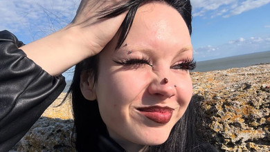 Зацінила мій новий трек: Кажанна показала, як її мама танцює під дощем