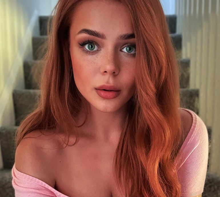 Гросу у новому відео показала романтичні моменти з бойфрендом