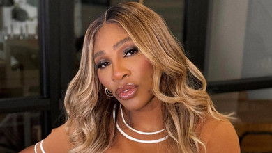 Серена Вільямс в обтислій сукні з розрізами похизувалася стрункістю на Time100 Gala. Фото