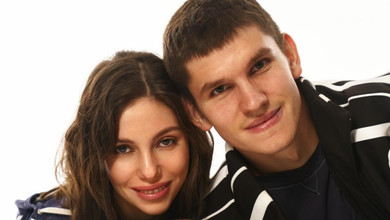 Один день народження на двох: дочка Суркіса у перше свято синочка показалася з ним і чоловіком на фото