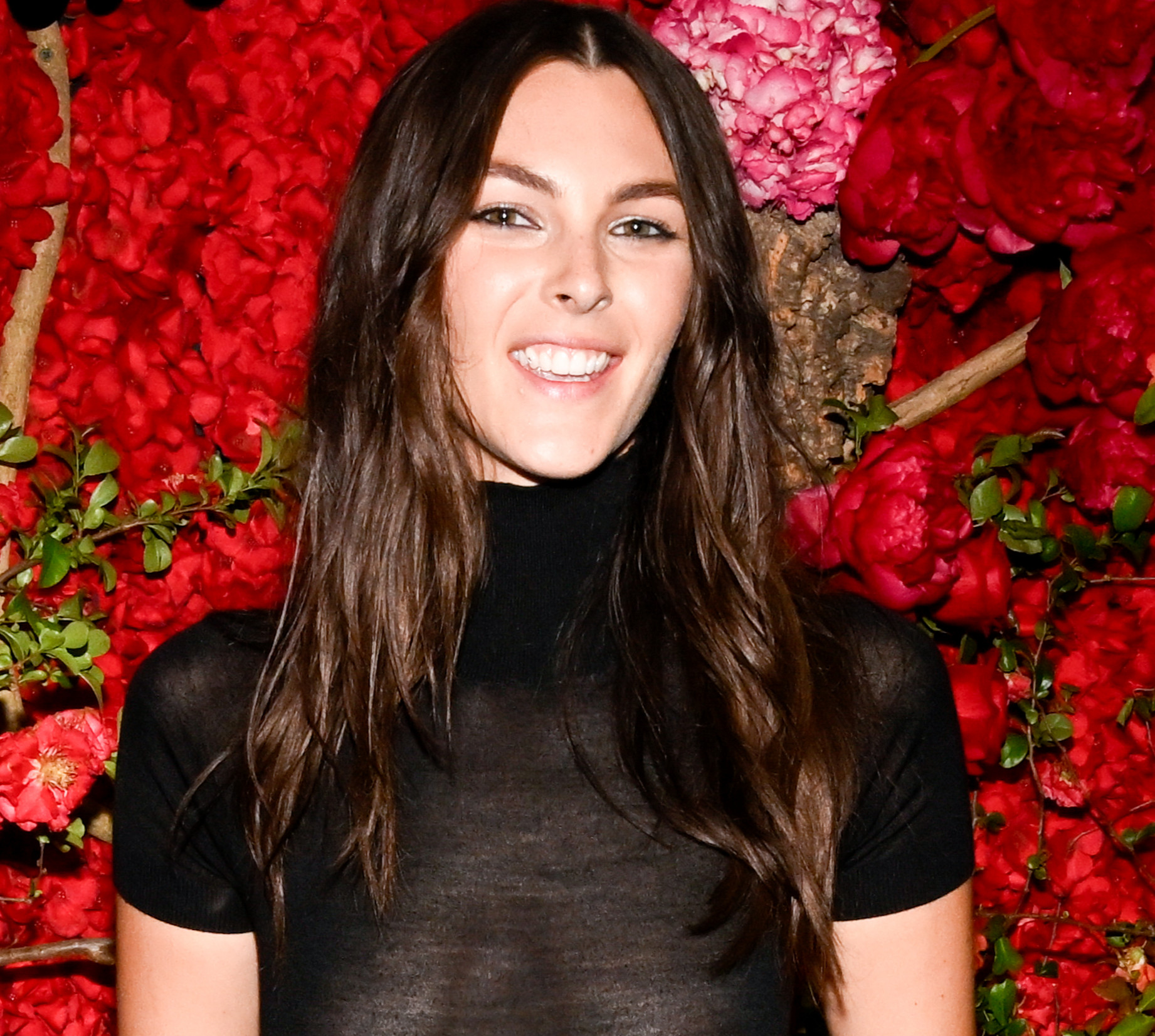 Дівчина ДіКапріо на вечірці Met Gala посвітила голими грудьми крізь прозоре вбрання. Фото