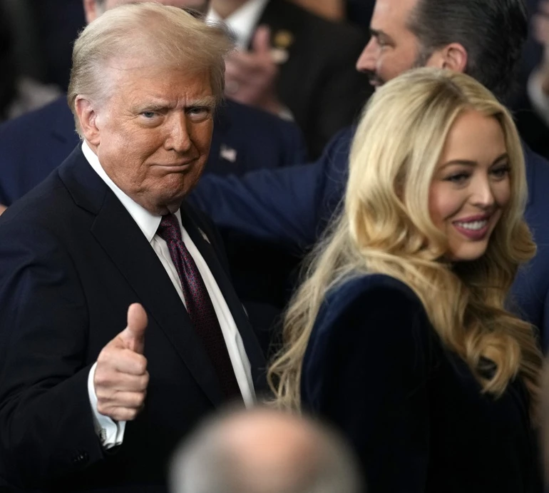 11-ий онук президента США: вагітна Тіффані Трамп розсекретила стать малюка та коли він з'явиться на світ. Фото