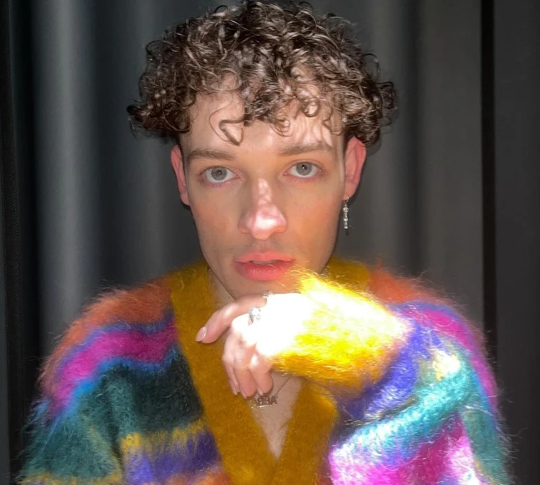 Не знаю, де він зараз: переможець Євробачення-2024 зізналися, що у них забрали кришталевий мікрофон