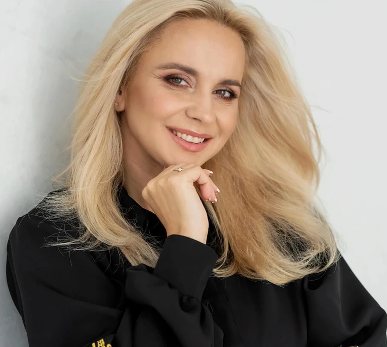 Так чекаємо не тебе: Ребрик із чоловіком оголосили стать третьої дитини