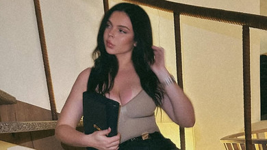 Спокусливі селфі та розваги з родичами: дочка Фреймут показала, як минув її відпочинок в Україні. Фото