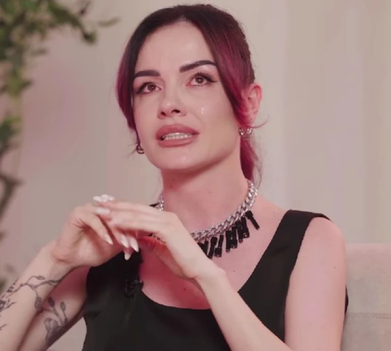 Ми потонули, того не усвідомлюючи: MamaRika зі сльозами на очах зізналася Єфросиніній, чи вдалося подолати кризу в шлюбі