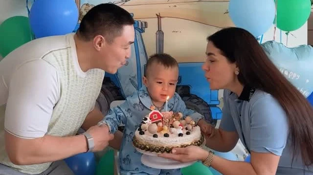 Онуфрійчук ніжно привітала свого маленького дідуся з 2-річчям. Відео