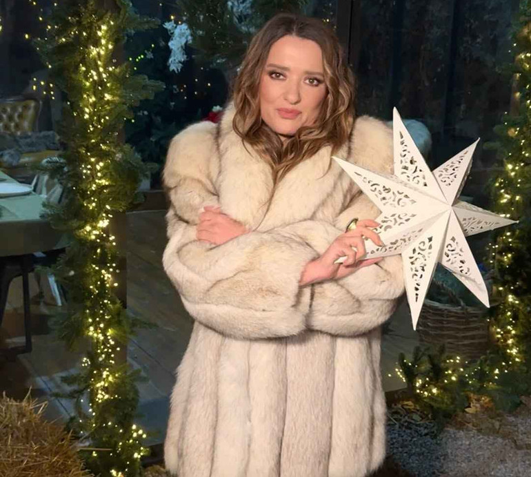 Могилевська на Водохреща вразила своїм стрибком у ополонку. Відео