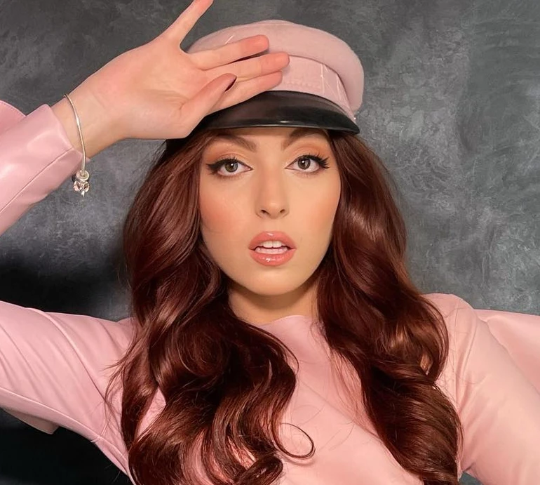 Доньку Полякової звинуватили у крадіжці одягу, а вона пояснила інцидент